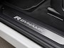 Land Rover Range Rover Evoque 1.5 P300e PHEV AWD Dynamic Black Edition SoH 93,6% / Trekhaak / Fabrieksgarantie 02-29 / Dealeronderhouden / Exterieur-Pakket Black / MERIDIAN Sound / Stoelverwarming & Ventilatie / Apple & Android Carplay /