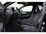 Volvo XC40 B4 Plus Black Edition | Panoramadak | Trekhaak | Verwarmbare voorstoelen, stuurwiel en voorruit | 360 graden camera | Premium audio by Harman Kardon | Apple carplay/Android auto