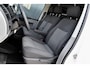 Volkswagen Transporter 2.0 TDI L1H1 BlueMotion Trekhaak - Navi - Stoelverw.