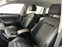Volkswagen Passat Variant 1.4 TSI PHEV GTE Business / AUTOMAAT/ TREKHAAK/ LEER/ CAMERA/ PARK. SENSOREN/ ERGO COMFORT/ STOELVERWARM./ LED/ TRAVEL ASSIST/ ADAPT. CRUISE/ APP CONNECT/ NAVI/ CLIMA/ DAB