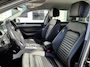 Volkswagen Passat Variant 1.4 TSI PHEV GTE Business / AUTOMAAT/ TREKHAAK/ LEER/ 18'' LMV/ CAMERA/ PARK. SENSOREN/ ERGO COMFORT/ STOELVERWARM./ LED/ TRAVEL ASSIST/ ADAPT. CRUISE/ APP CONNECT/ NAVI/ CLIMA/ DAB