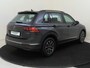 Volkswagen Tiguan 1.4 TSI eHybrid Life | SoH 91% | Trekhaak | Adaptieve cruise control | Lane assist | Parkeersensoren | Stoel- en stuurwielverwarming | Carplay | LED koplampen |