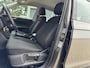 Volkswagen T-Cross 1.0 TSI Life | Carplay | Adaptive cruise | Dodehoek detectie | Airco | Lichtmetaal