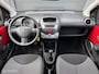 Toyota Aygo 1.0 VVT-i Access 3 deurs - APK TM 17-08-2027 - AIRCO - EL. RAMEN - LED - CENTRALE DEURVERGRENDELING - RADIO/CD - STUURBEKRACHTIGING - AIRBAGS -