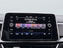 Volkswagen T-Roc 1.5 TSI R-Line Automaat - Stoelverwarming - Camera - Apple Carplay/Android Auto