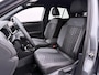 Volkswagen T-Roc 1.5 TSI R-Line Automaat - Stoelverwarming - Camera - Apple Carplay/Android Auto