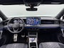 Volkswagen Tiguan 1.5 eHybrid R-Line Edition Panoramadak - Trekhaak - Navigatie - 20 Inch