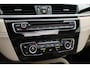 BMW X1 xDrive25e High Executive Edition | Rijklaar! | Trekhaak | S/K-Dak | HUD | Leder | Harman/Kardon | Cruise | Stoelverw. | Camera+PDC | Elek. Klep | Led | NAV+CarPlay | Climate | 18''
