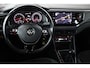 Volkswagen Polo 1.0 TSI Highline 70KW/95Pk, 17" LMV, trekhaak, navigatie, pdc voor en achter, door ons VW Dealeronderhouden en geleverd, carplay