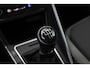 Volkswagen Polo 1.0 TSI Highline 70KW/95Pk, 17" LMV, trekhaak, navigatie, pdc voor en achter, door ons VW Dealeronderhouden en geleverd, carplay