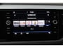 Volkswagen Polo 1.0 TSI Highline 70KW/95Pk, 17" LMV, trekhaak, navigatie, pdc voor en achter, door ons VW Dealeronderhouden en geleverd, carplay