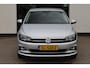 Volkswagen Polo 1.0 TSI Highline 70KW/95Pk, 17" LMV, trekhaak, navigatie, pdc voor en achter, door ons VW Dealeronderhouden en geleverd, carplay