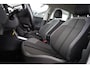 Volkswagen Polo 1.0 TSI Highline 70KW/95Pk, 17" LMV, trekhaak, navigatie, pdc voor en achter, door ons VW Dealeronderhouden en geleverd, carplay