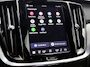 Volvo V60 2.0 B4 Plus Dark 1e Eigenaar | Origineel Nederlands Voertuig | Automaat | Trekhaak | Achteruitrijcamera | Apple carplay | Android Auto | Lederen Bekleding | Cruise Control | Stoelverwarming | Stuurverwarming