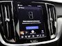 Volvo V60 2.0 B4 Plus Dark 1e Eigenaar | Origineel Nederlands Voertuig | Automaat | Trekhaak | Achteruitrijcamera | Apple carplay | Android Auto | Lederen Bekleding | Cruise Control | Stoelverwarming | Stuurverwarming