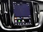Volvo V60 2.0 B4 Plus Dark 1e Eigenaar | Origineel Nederlands Voertuig | Automaat | Trekhaak | Achteruitrijcamera | Apple carplay | Android Auto | Lederen Bekleding | Cruise Control | Stoelverwarming | Stuurverwarming