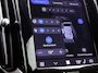 Volvo V60 2.0 B4 Plus Dark 1e Eigenaar | Origineel Nederlands Voertuig | Automaat | Trekhaak | Achteruitrijcamera | Apple carplay | Android Auto | Lederen Bekleding | Cruise Control | Stoelverwarming | Stuurverwarming