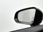 Volvo V60 2.0 B4 Plus Dark 1e Eigenaar | Origineel Nederlands Voertuig | Automaat | Trekhaak | Achteruitrijcamera | Apple carplay | Android Auto | Lederen Bekleding | Cruise Control | Stoelverwarming | Stuurverwarming