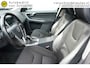 Volvo XC60 2.0 D4 191PK FWD MOMENTUM CAMERA TREKHAAK STOELVERWARMING NAVIGATIE 1/2 LEDER CLIMA CRUISE BLUETOOTH PDC V+A LMV ELECTR.KLEP XENON ENZ...