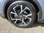 Toyota C-HR / C-HR+ 1.8 Hybrid Dynamic two tone carplay all in