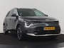 Kia Niro EV DynamicPlusLine 64.8 kWh | SOH 94,8% | Panoramadak | Leder | Cruise control | Head-up | Dodehoek detectie | Stuur/stoelverwarming | Camera | Park assist | Climate control | Carplay | Elektrische achterklep