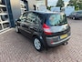 Renault Scenic 2.0-16V Privilège Luxe