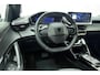 Peugeot 2008 1.2 Hybrid 145 Allure | Automaat | Parkeercamera Voor & Achter | Adaptieve Cruise Control | Stoelverwarming | Apple Carplay/Android Auto draadloos |