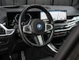 BMW X5 xDrive50e M-Sport Pro | Panoramadak | Achterasbesturing | Massage + Ventilatie | Sky Lounge | 360 Camera | Active Cruise | Harman/Kardon | Iconic Glow | BMW Gesture Control | HUD | Soft Close | Luchtvering | Trekhaak |