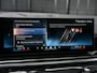 BMW X5 xDrive50e M-Sport Pro | Panoramadak | Achterasbesturing | Massage + Ventilatie | Sky Lounge | 360 Camera | Active Cruise | Harman/Kardon | Iconic Glow | BMW Gesture Control | HUD | Soft Close | Luchtvering | Trekhaak |