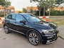 Volkswagen Tiguan 2.0 TSI 4M | Pano | ACC | 20'' Velgen |