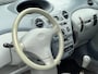 Toyota Yaris 1.0-16V VVT-i Terra | Nieuw binnen | Radio |