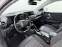 Citroën E-C4 Feel Pack 50kWh Head-Up Stoel+Stuurverwarming 360°Camera 3D-Navi Apple Carplay Adndroid Auto Ecc Pdc Voorruitverwarming Lmv Led Isofix Lane Assist Regen-Lichtsensor Dealeronderhouden Origineel Nederlandse Auto