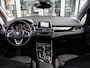 BMW 2-Serie Active Tourer 218i Executive | Trekhaak | Sportstoelen | 17" Velgen |