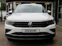 Volkswagen Tiguan 1.4 TSI 245pk eHybrid / Digitaal dashboard / Camera / 17 Inch / BOVAG garantie