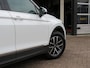 Volkswagen Tiguan 1.4 TSI 245pk eHybrid / Digitaal dashboard / Camera / 17 Inch / BOVAG garantie