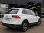 Volkswagen Tiguan 1.4 TSI 245pk eHybrid / Digitaal dashboard / Camera / 17 Inch / BOVAG garantie