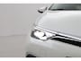 Toyota Auris Touring Sports 1.8 Hybrid Lease Pro | Panoramadak | Navigatie | Stoelverwarming | LED | Keyless | Parkeersensoren voor/achter | Cruise Control | Clima | Camera | 16 inch | Rijstrooksensor | Bluetooth