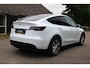 Tesla Model Y Long Range AWD 75 kWh SOh 90.6% LEER NAVI PANO 124000KM!!!