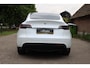Tesla Model Y Long Range AWD 75 kWh SOh 90.6% LEER NAVI PANO 124000KM!!!