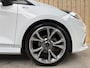 Ford Fiesta 1.0 EcoBoost ST-Line Apple CarPlay/Android Auto | Cruise & climate control | Elektrische ramen voor | Navigatiesysteem | LED dagrijverlichting | Parkeersensoren achter | Sportstoelen