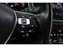 Volkswagen T-Roc 2.0 TSI 4Motion Sport (PANORAMADAK, STOEL/STUUR VERWARMING, TREKHAAK, PARKEERSENSOREN)
