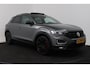 Volkswagen T-Roc 2.0 TSI 4Motion Sport (PANORAMADAK, STOEL/STUUR VERWARMING, TREKHAAK, PARKEERSENSOREN)