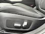 BMW 3-Serie 320e Touring Business Edition Plus 204 Pk |Navigatie | Cruise | Panoramadak | Camera | 17".