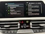 BMW 3-Serie 320e Touring Business Edition Plus 204 Pk |Navigatie | Cruise | Panoramadak | Camera | 17".