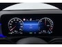 Mercedes-Benz A-klasse 250 e AMG Line (PANORAMADAK, STOELVERWARMING, SFEERVERLICHTING, PARKEERSENSOREN)