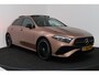 Mercedes-Benz A-klasse 250 e AMG Line (PANORAMADAK, STOELVERWARMING, SFEERVERLICHTING, PARKEERSENSOREN)