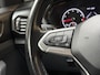 Volkswagen T-Cross 1.0 TSI Life Apple CarPlay/Android Auto | Airconditioning | Cruise control adaptief | DAB ontvanger | Dode hoek detectie | Navigatiesysteem | Parkeersensoren voor en achter