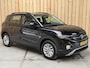 Volkswagen T-Cross 1.0 TSI Life Apple CarPlay/Android Auto | Airconditioning | Cruise control adaptief | DAB ontvanger | Dode hoek detectie | Navigatiesysteem | Parkeersensoren voor en achter