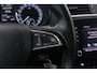Skoda Octavia Combi 1.5 TSI Greentech Business Edition (CRUISE CONTROL, STOELVERWARMING, NAVIGATIE CARPLAY, PARKEERSENSOREN)