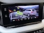 Skoda Octavia Combi 1.0 e-TSI Business Edition Plus Automaat | Achteruitrijcamera | Apple CarPlay/Android Auto | Adaptieve cruise control | Climate control | LED verlichting | Signaalkleur | Parkeersensoren voor en achter